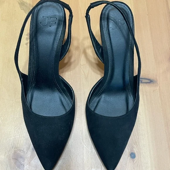 JustFab Black Heels Sleek Sling Back Pumps - Picture 5 of 5